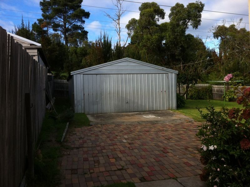 88 Rosemary Crescent, Frankston North VIC 3200