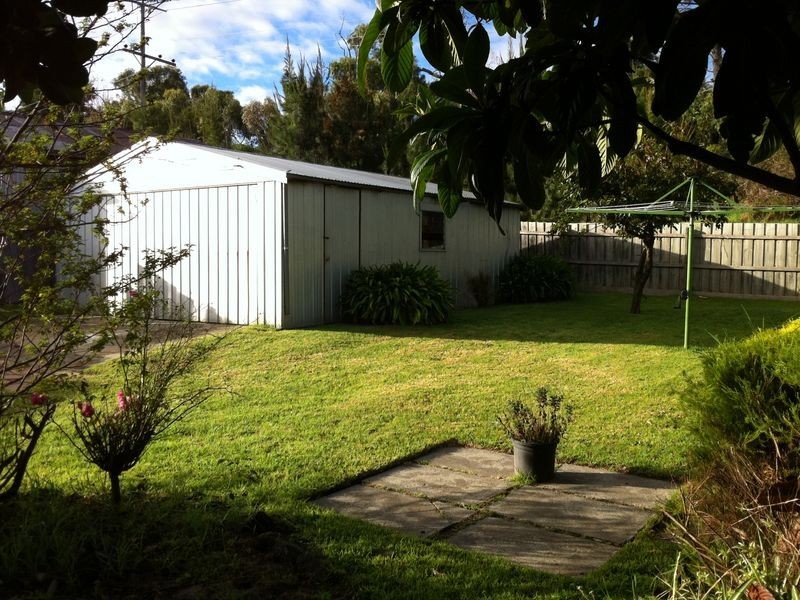 88 Rosemary Crescent, Frankston North VIC 3200