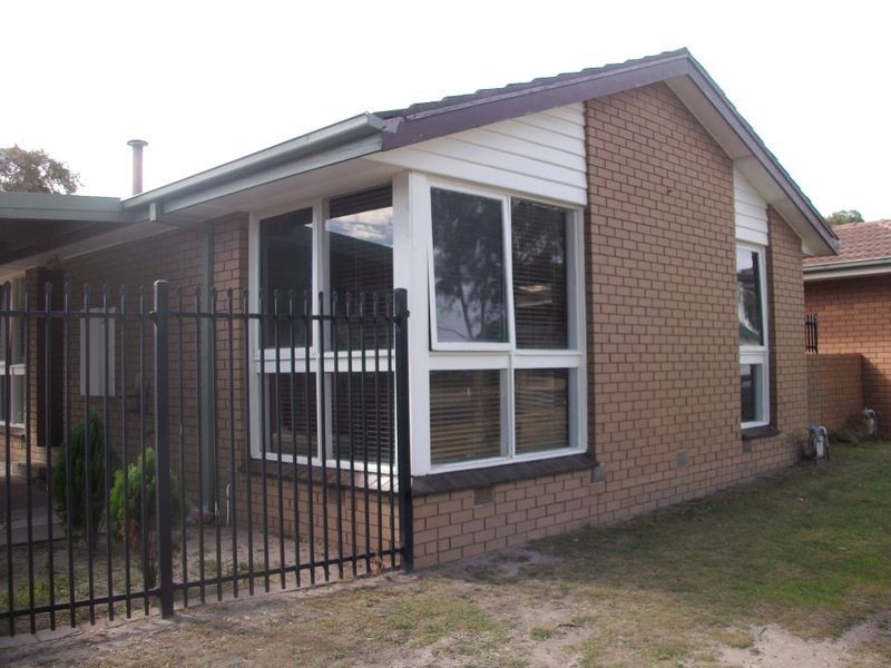 41 Maple Street, Seaford VIC 3198