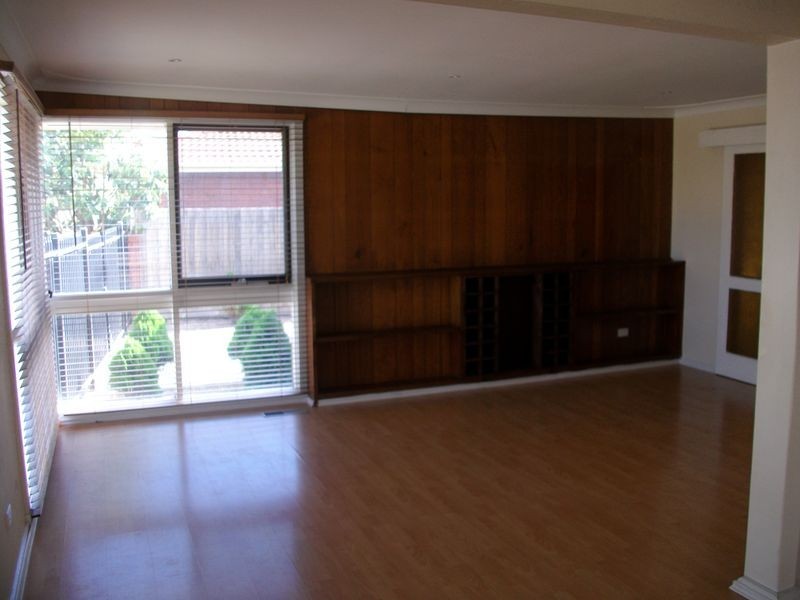 41 Maple Street, Seaford VIC 3198