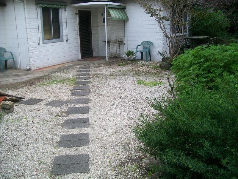 2 McCulloch Avenue, Seaford VIC 3198