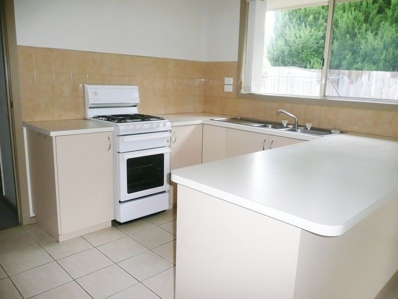 2/12 Saltram Court, Carrum Downs VIC 3201