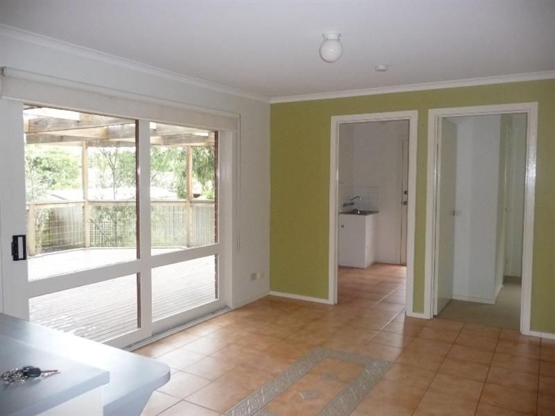 2 Linlithgow Court, Frankston VIC 3199