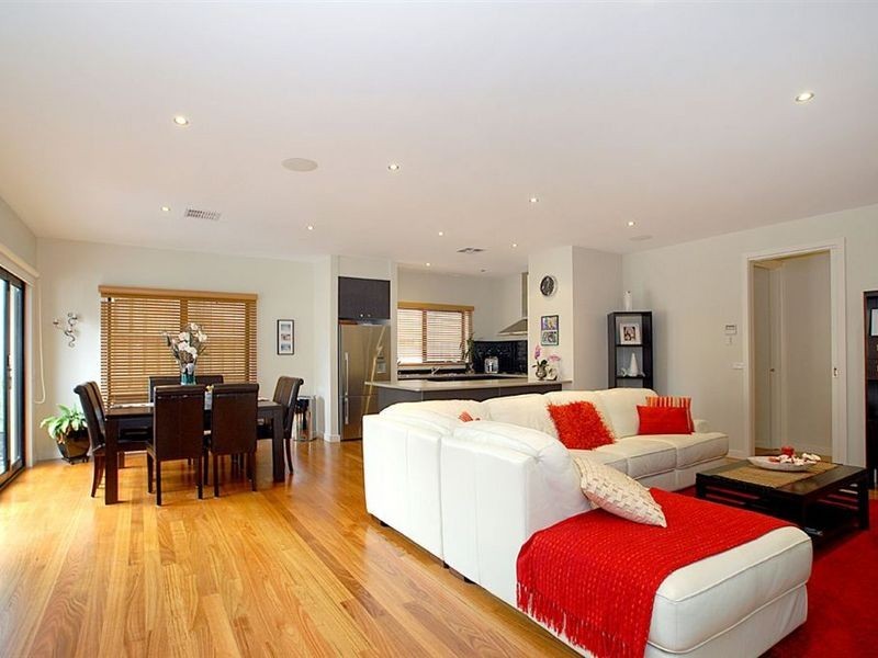 2/30 Newton Street, Seaford VIC 3198