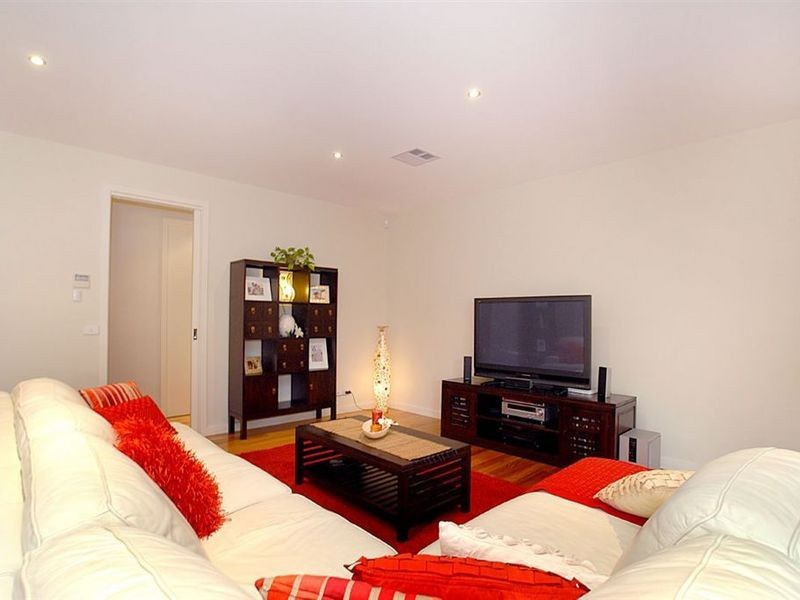 2/30 Newton Street, Seaford VIC 3198