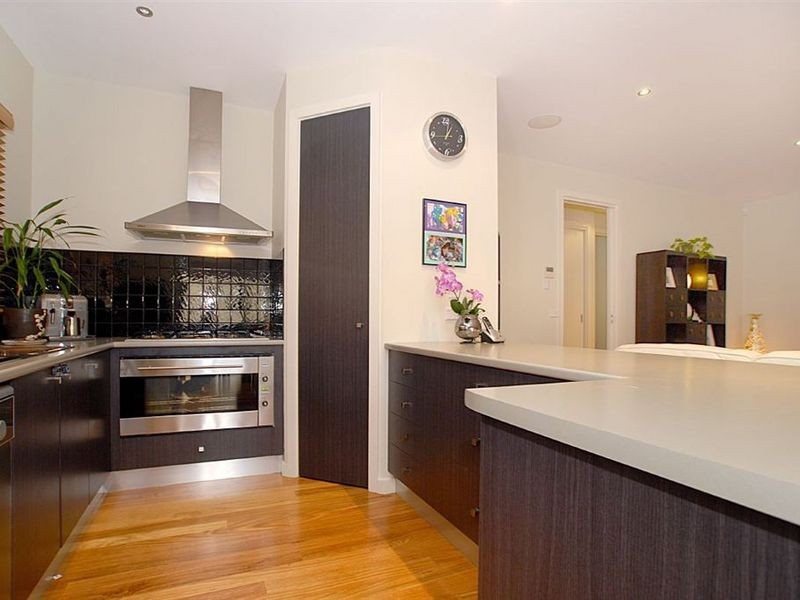 2/30 Newton Street, Seaford VIC 3198