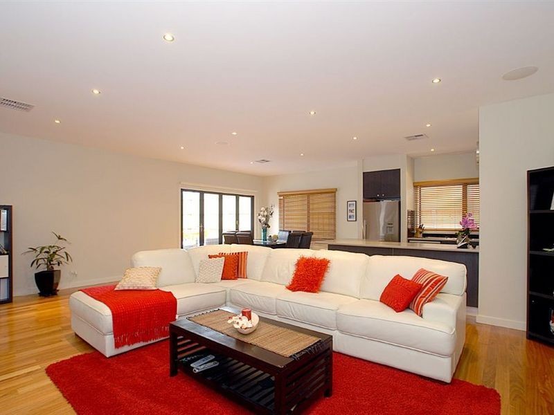 2/30 Newton Street, Seaford VIC 3198