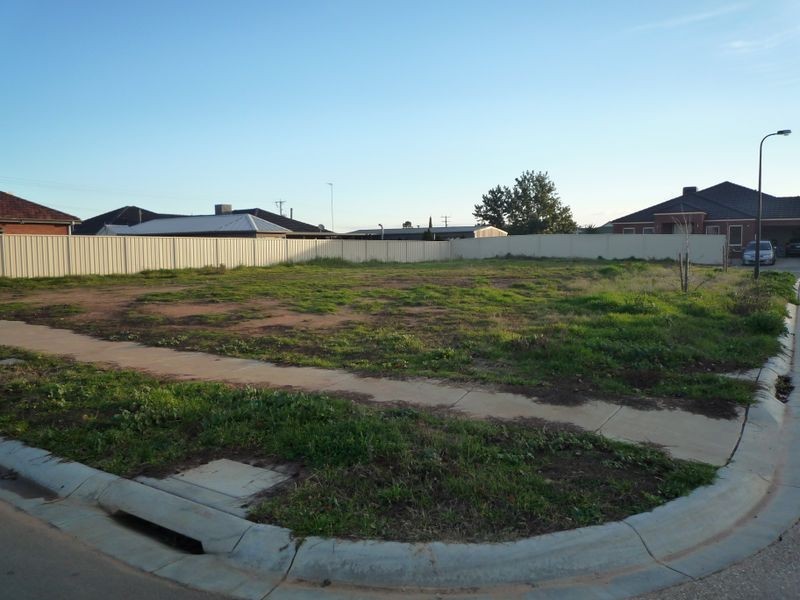 12 Boyd Avenue, Shepparton VIC 3630