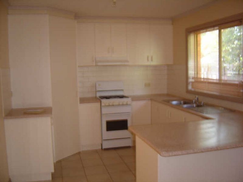 2/8 Michel Street, Shepparton VIC 3630