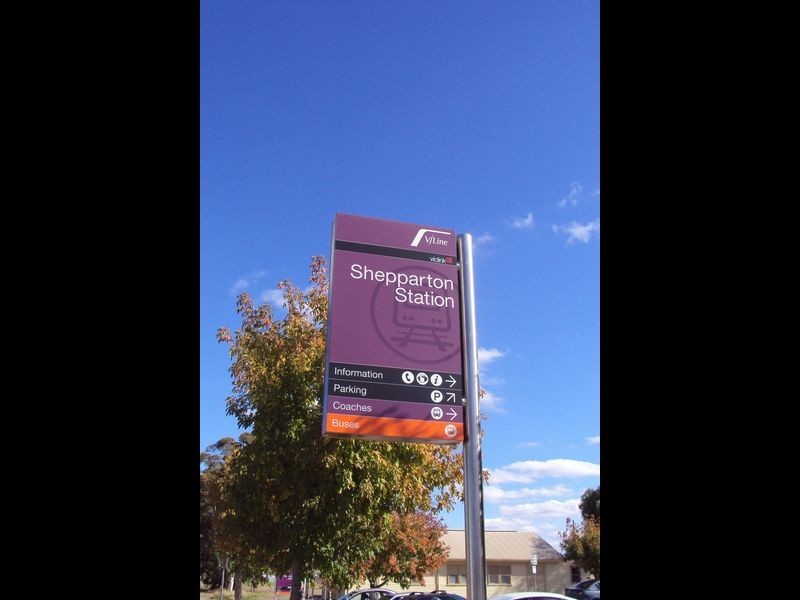 4/100 Sobroan Street, Shepparton VIC 3630
