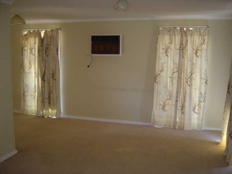 8 Middlesex Crescent, Shepparton VIC 3630