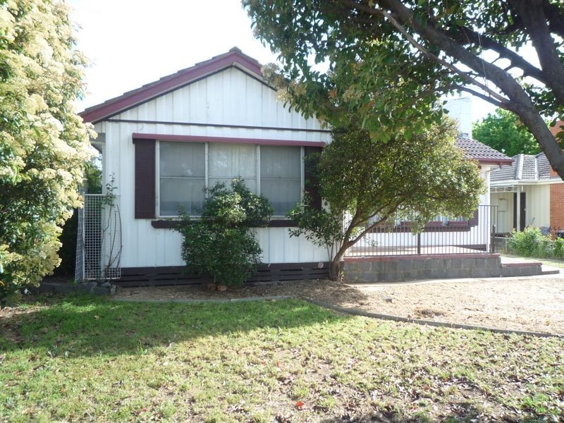 1 Cameron Avenue, Shepparton VIC 3630
