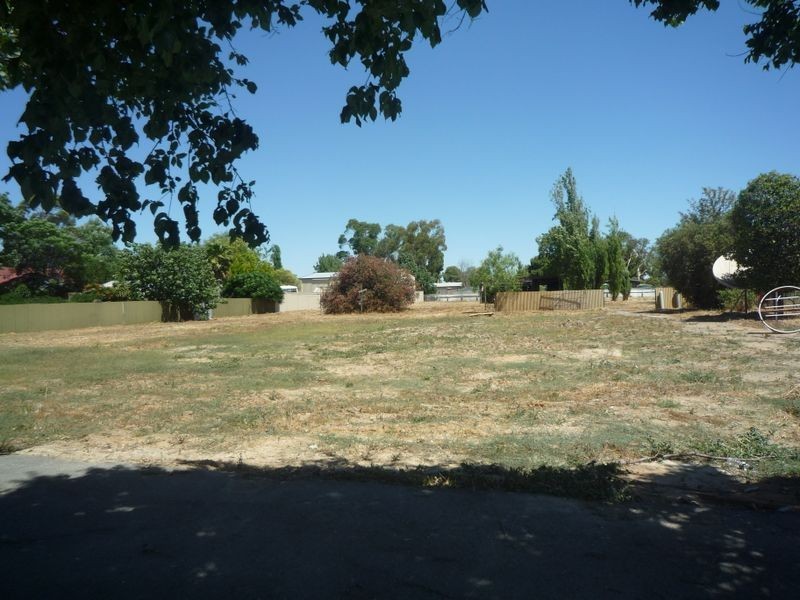 1 Victoria Street, Tallygaroopna VIC 3634