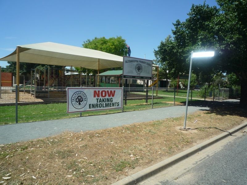 1 Victoria Street, Tallygaroopna VIC 3634