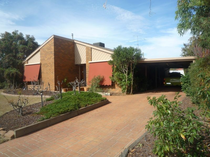 12 Young Court, Shepparton VIC 3630