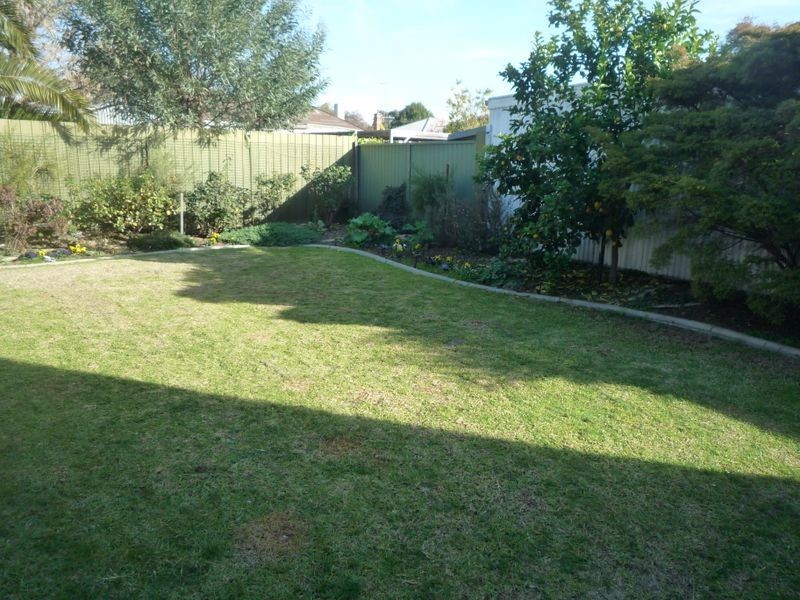 16 Annerley Avenue, Shepparton VIC 3630