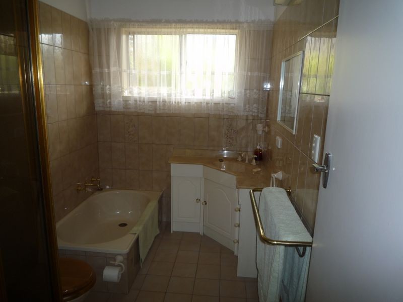 16 Annerley Avenue, Shepparton VIC 3630