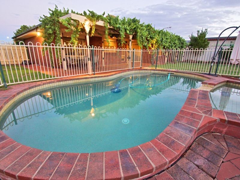 4 Orchard Circuit, Shepparton VIC 3630