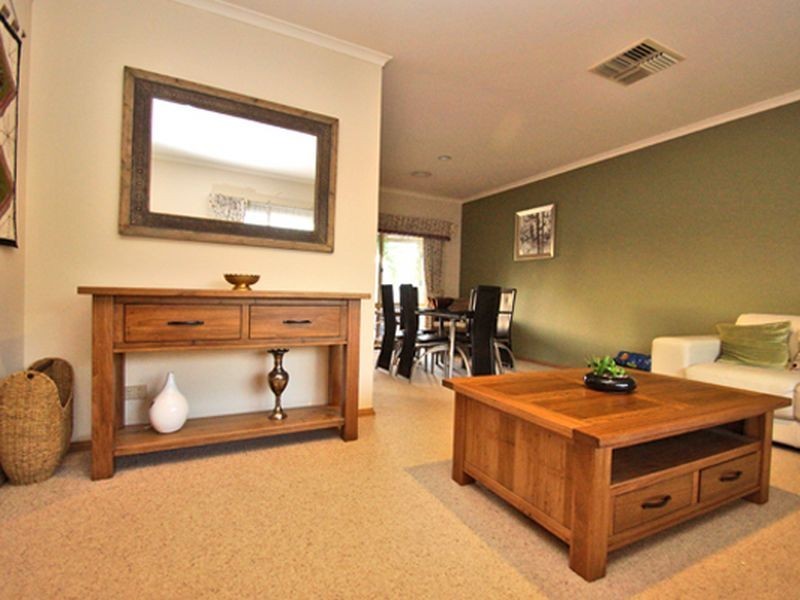 4 Orchard Circuit, Shepparton VIC 3630