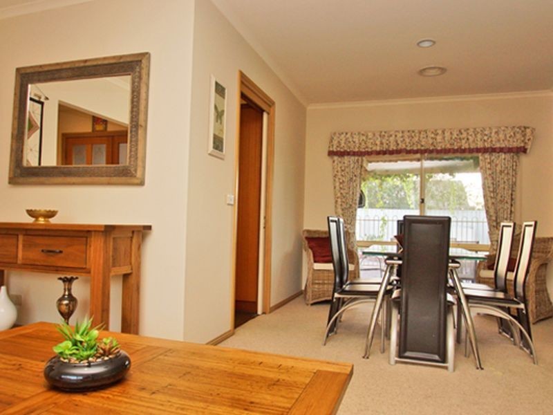 4 Orchard Circuit, Shepparton VIC 3630