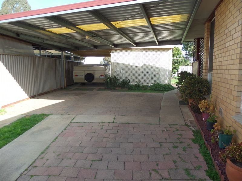 64 Northumberland Crescent, Shepparton VIC 3630