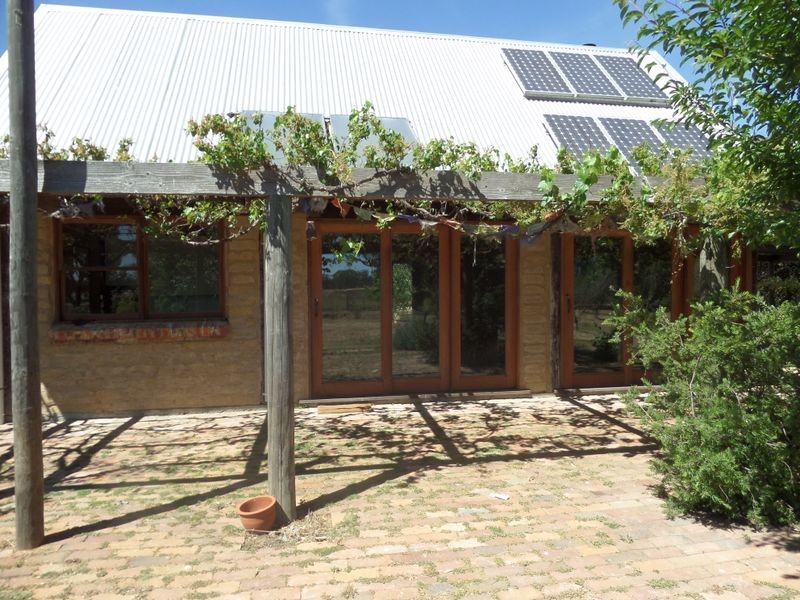 875 River Road, Kialla East VIC 3631