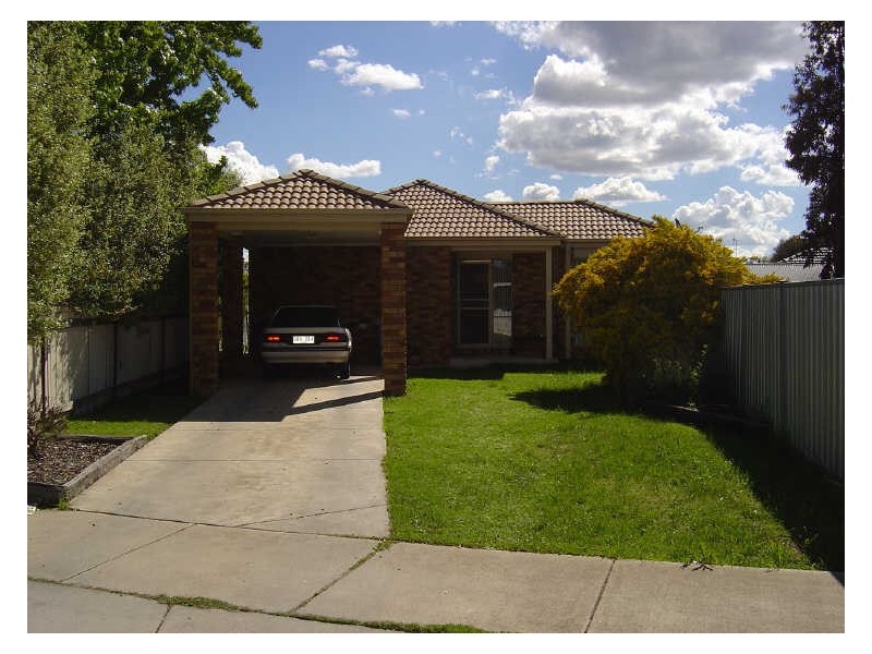 2/30 Hare Street, Shepparton VIC 3630