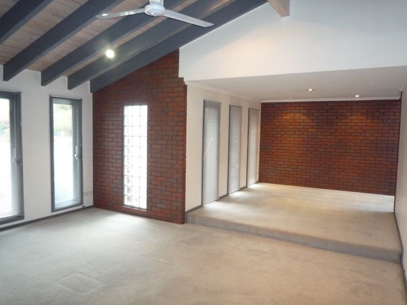 8 Loddon Court, Shepparton VIC 3630