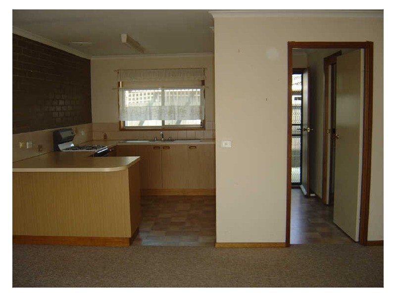 2/81-83 Macintosh Street, Shepparton VIC 3630