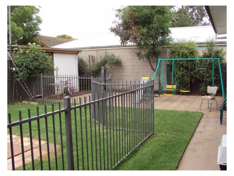 15 Coomboona Street, Shepparton VIC 3630