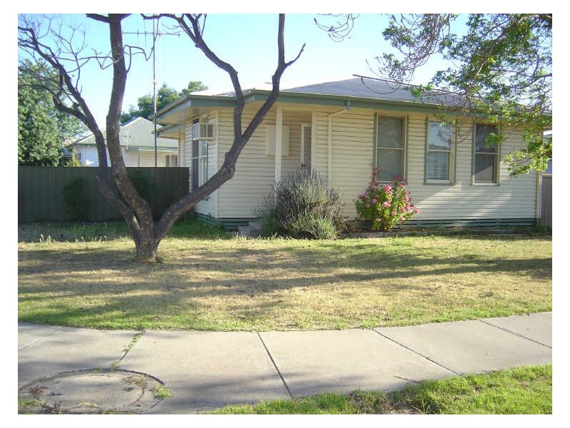 10 Furze Avenue, Shepparton VIC 3630