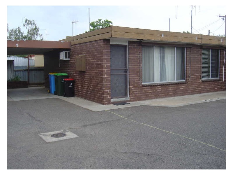 2/18 Lightfoot Street, Shepparton VIC 3630