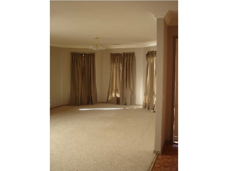 77 Hassett Street, Shepparton VIC 3630