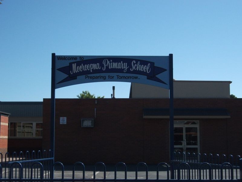 1/10 Elizabeth Street, Mooroopna VIC 3629