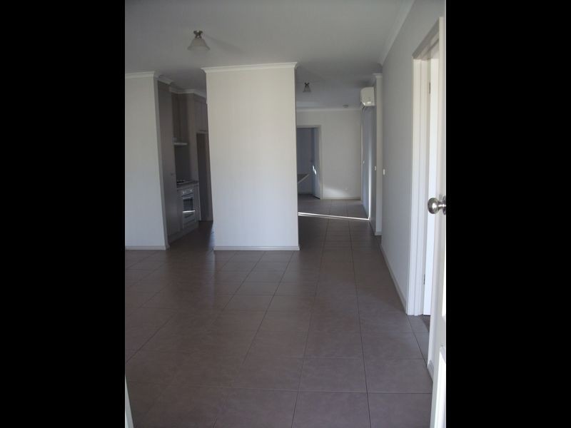 2/130 Vaughan Street, Shepparton VIC 3630