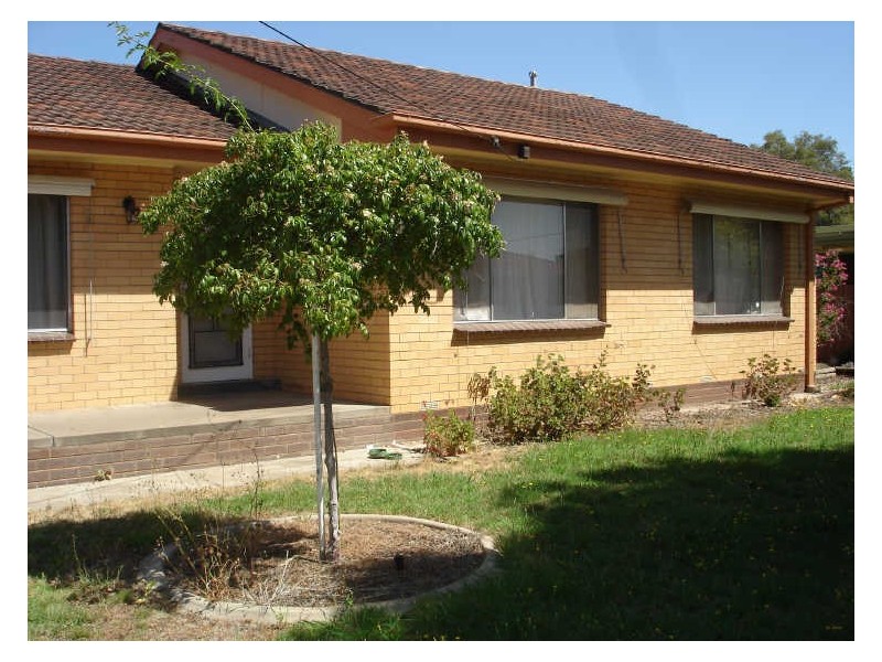 42 Field Street, Shepparton VIC 3630