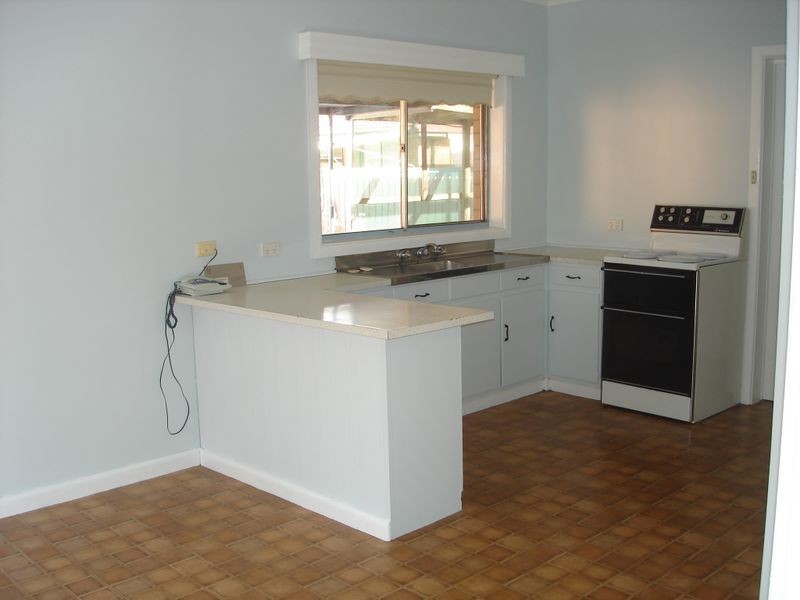 42 Field Street, Shepparton VIC 3630