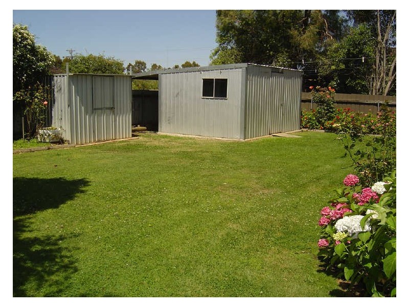 12 Young Court, Shepparton VIC 3630