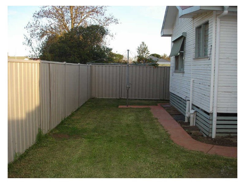 2/27 Newton Street, Shepparton VIC 3630