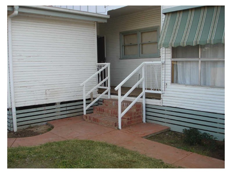 2/27 Newton Street, Shepparton VIC 3630