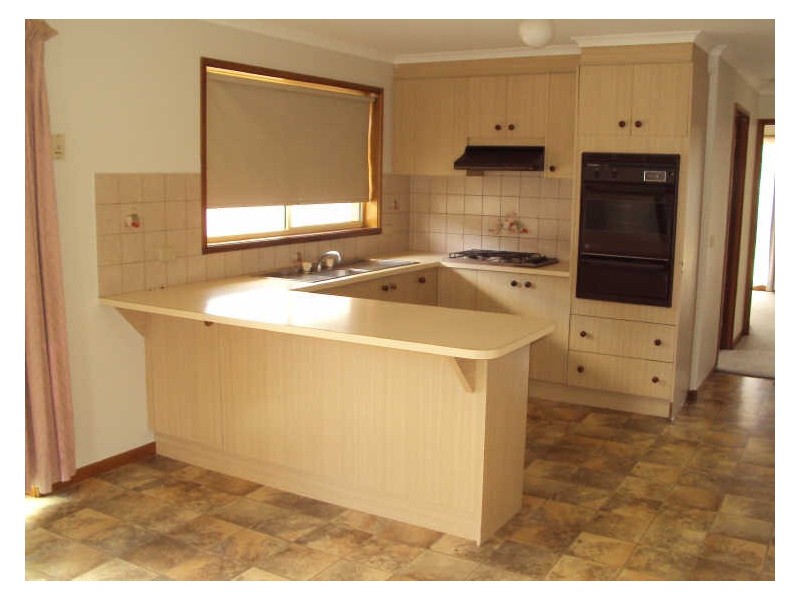 14 Brooks Avenue, Shepparton VIC 3630