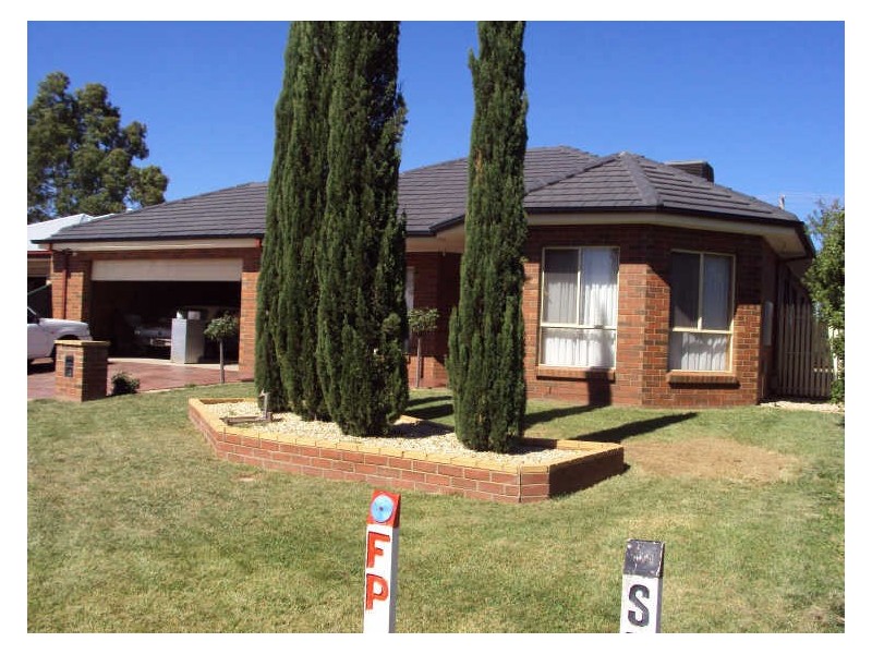 8 Sheoak Court, Shepparton VIC 3630