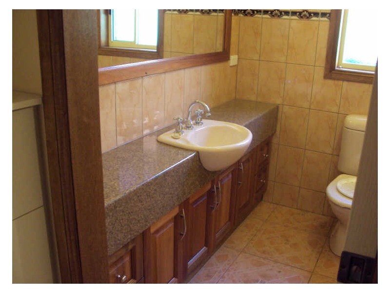 8 Sheoak Court, Shepparton VIC 3630