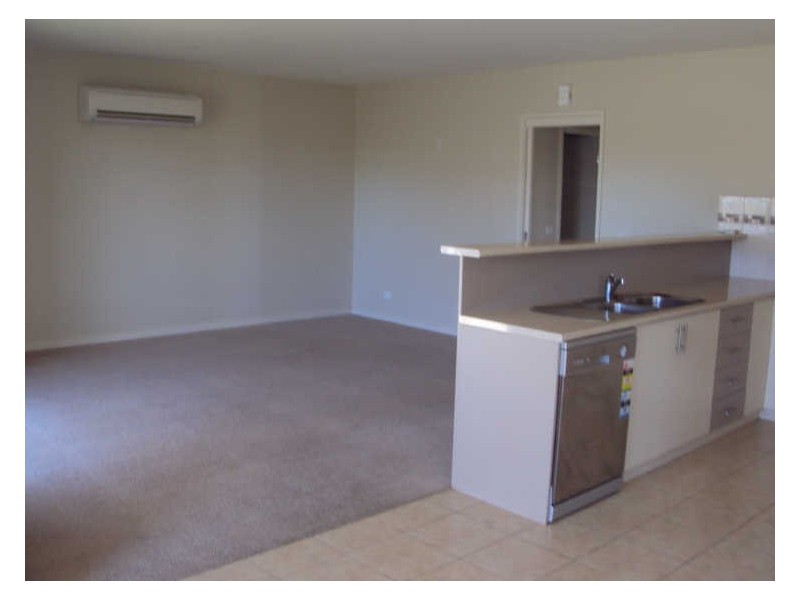 2/22 Menzies Crescent, Shepparton VIC 3630