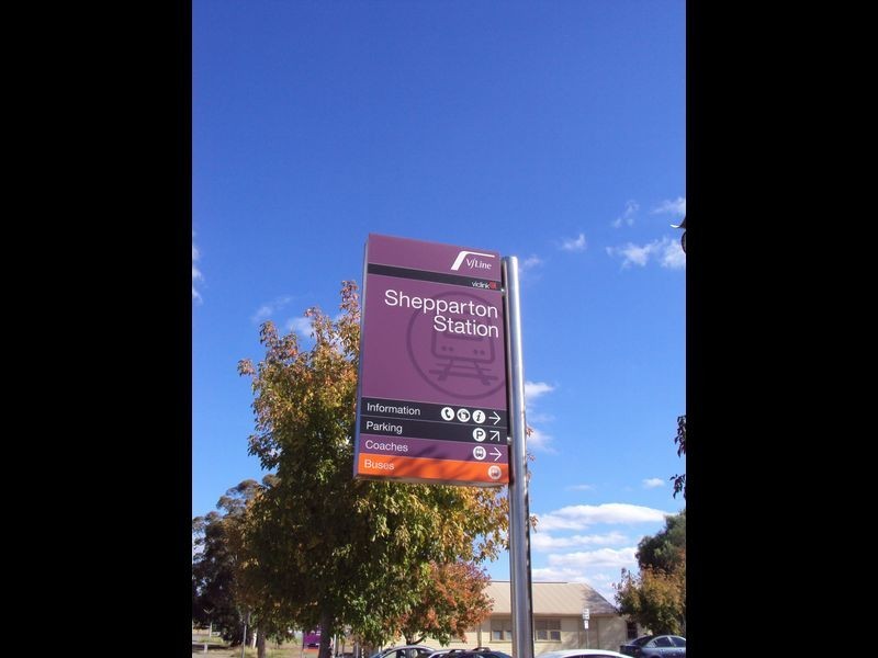 4/100 Sobroan Street, Shepparton VIC 3630
