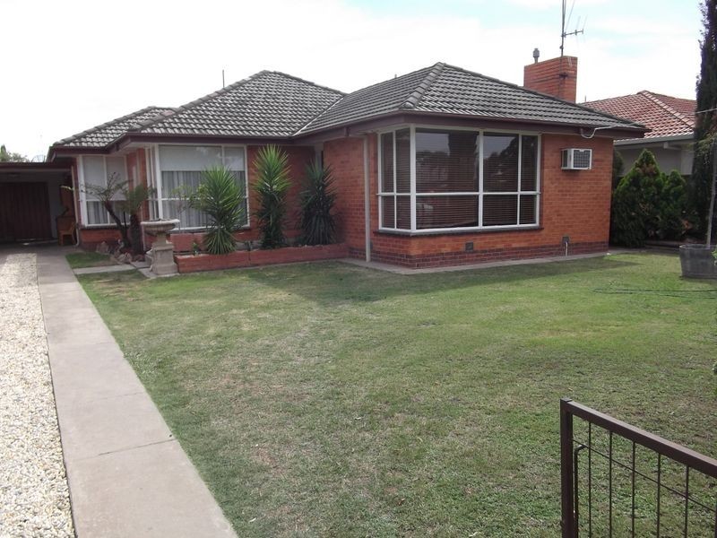 8 Bourchier Street, Shepparton VIC 3630