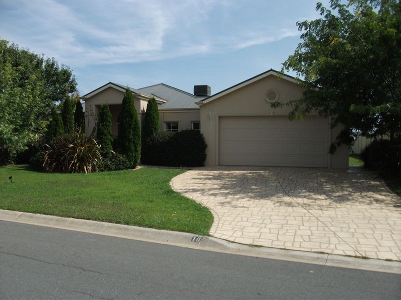 10 Tandou Court, Kialla VIC 3631