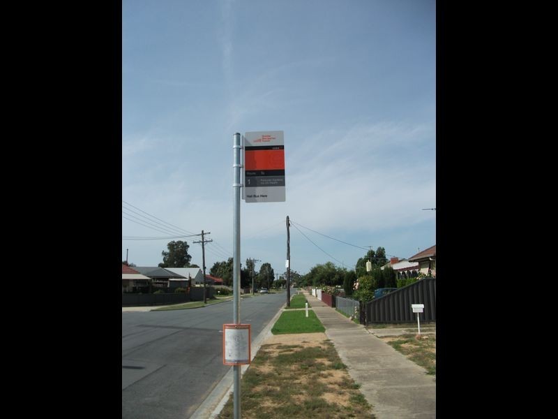 54 Malcolm Crescent, Shepparton VIC 3630