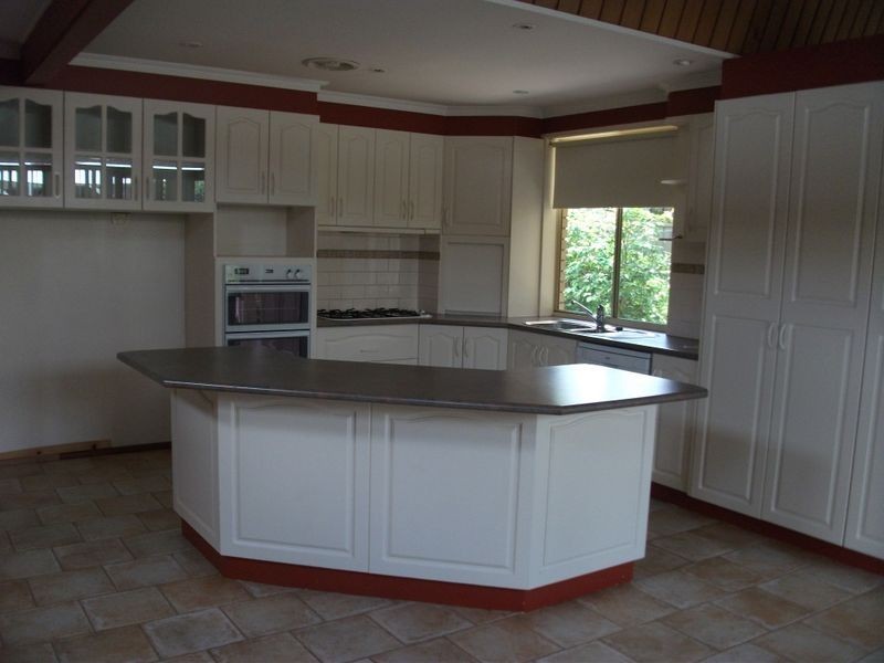 92 Balaclava Road, Shepparton VIC 3630