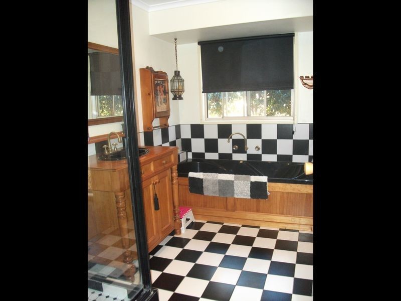 39 Homewood Drive, Mooroopna VIC 3629